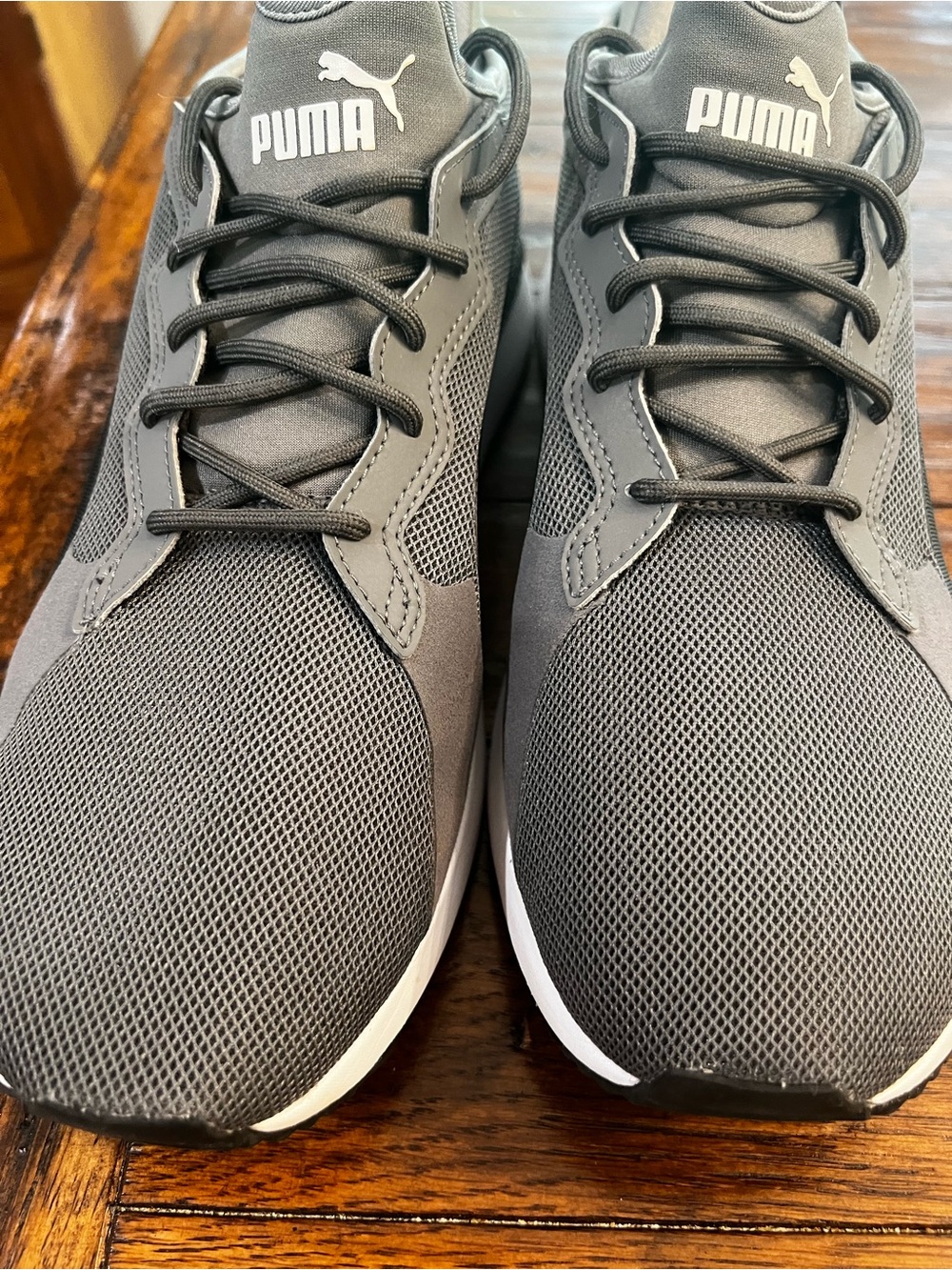 Skechers Men’s Gray and Black Casual Athletic Sneakers - Picture 6 of 7